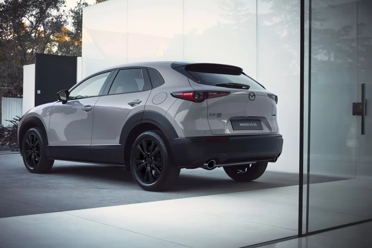 Mazda CX-30 2027 - обновленный кроссовер