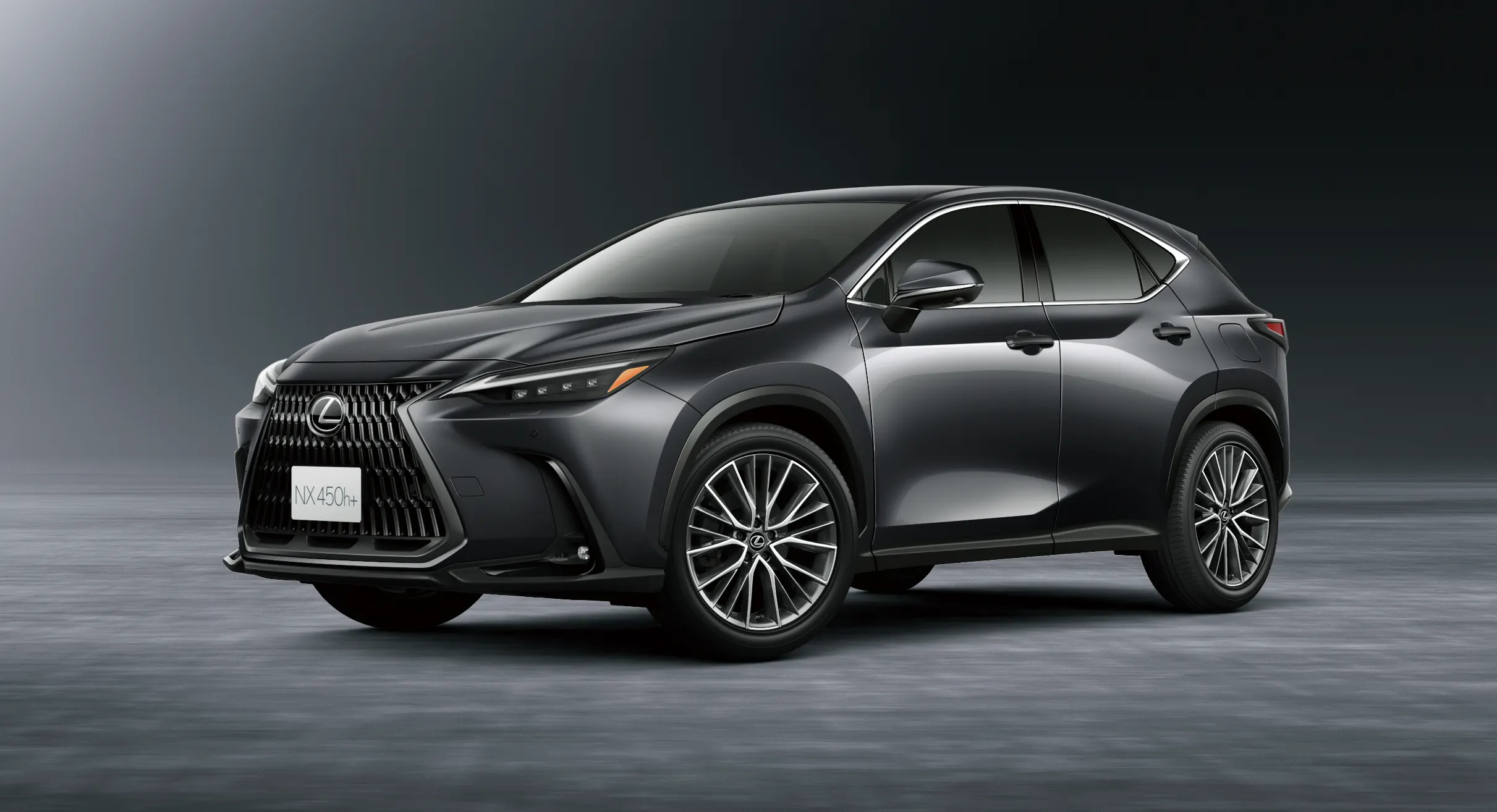 Lexus показав «оновлений» кросовер NX
