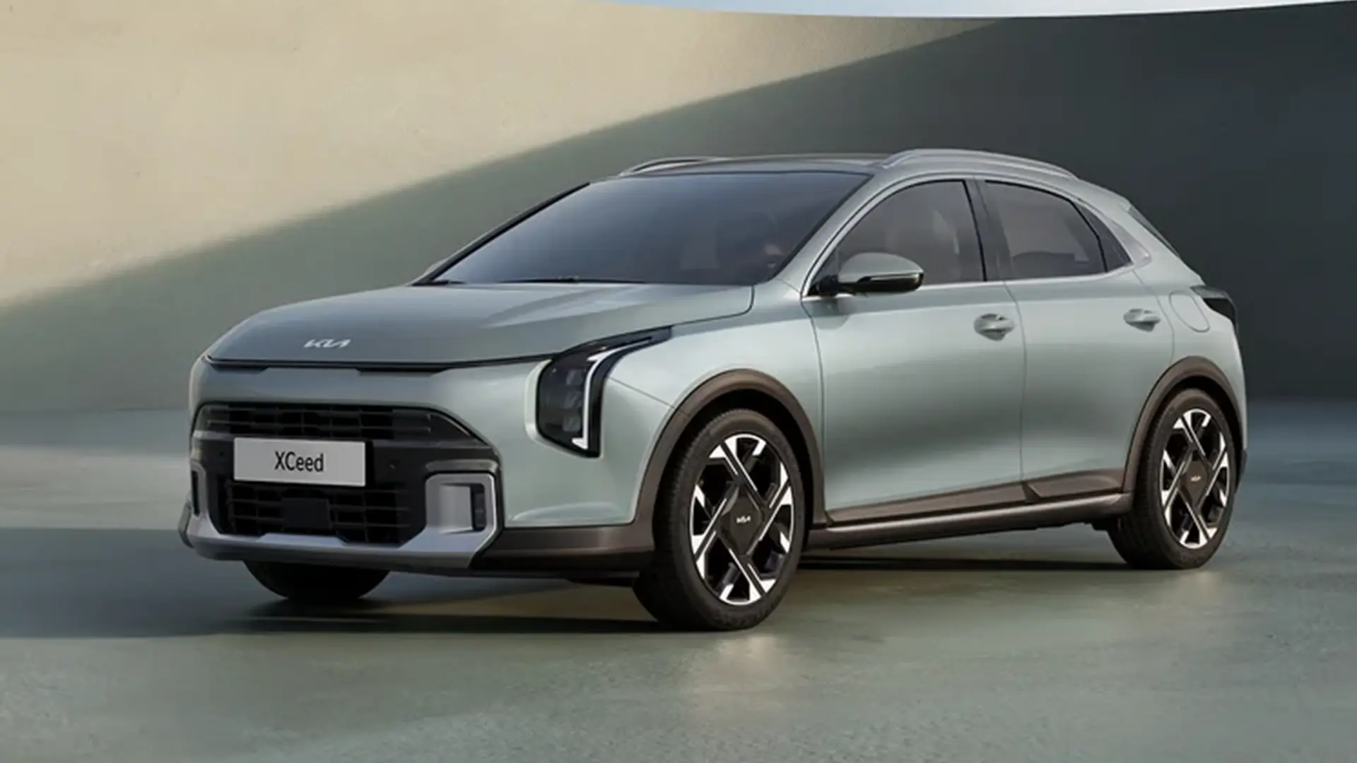 крос-хет KIA XCeed купити запчастини