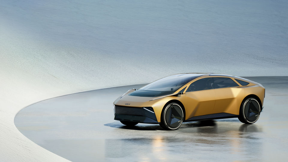крос-хет KIA Stinger купити запчастини в Україні
