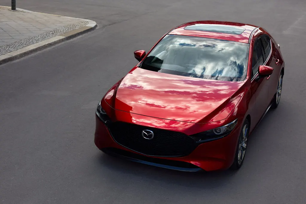 Mazda запчастини купити