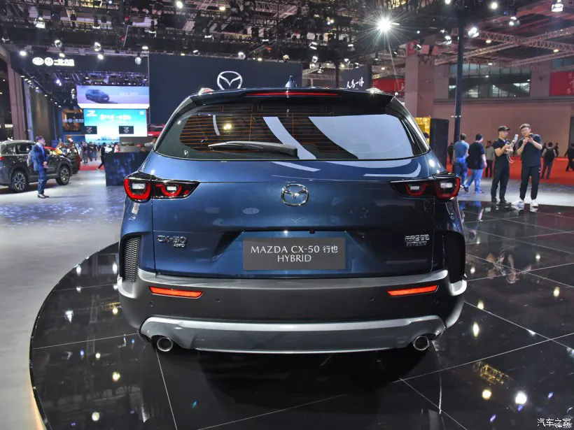 Mazda запчастини та аксесуари в Україні купити оптом
