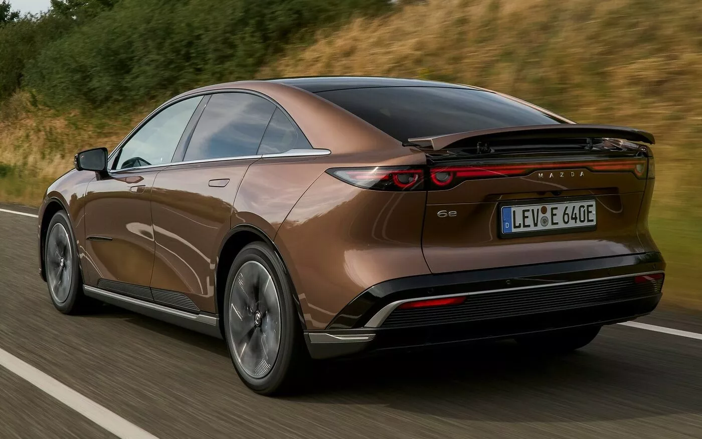 Mazda запчастини купити гуртом