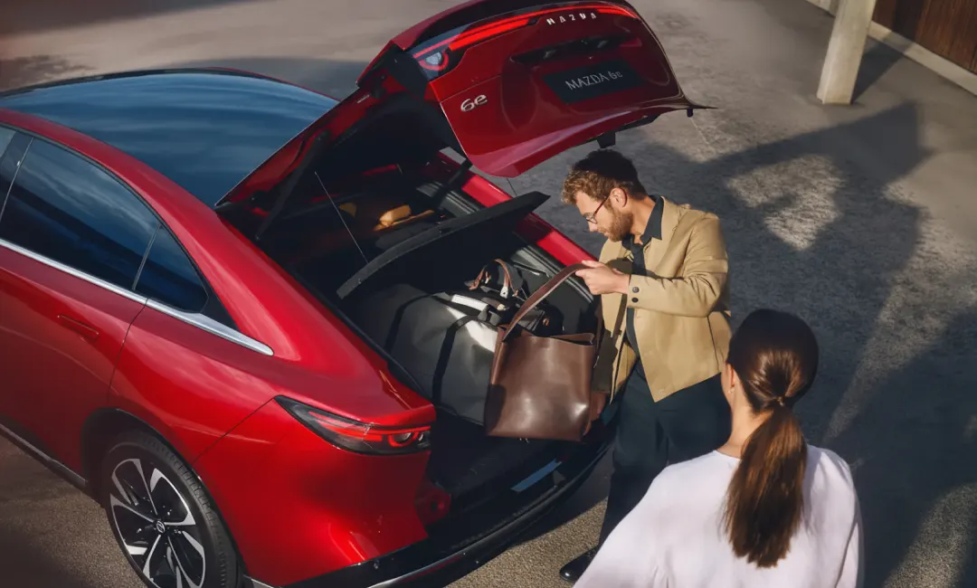 Mazda електрокар Mazda 6e купити запчастини в Україні